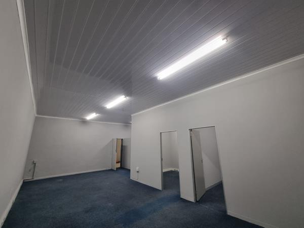 65 m² Commercial space