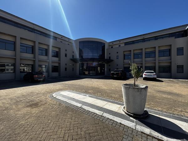 3 816.5 m² Commercial space
