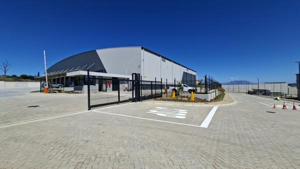 4 490 m² Industrial space