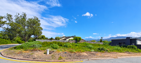 632 m² Land