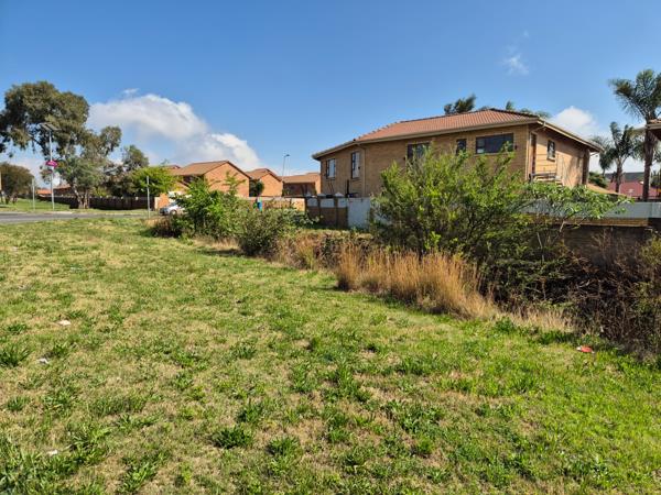 5 000 m² Land