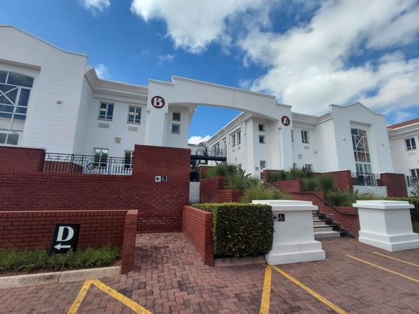 1 100 m² Commercial space