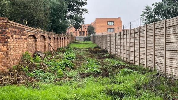 7 862 m² Land