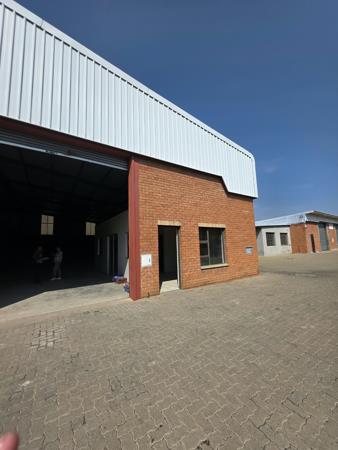 310 m² Commercial space