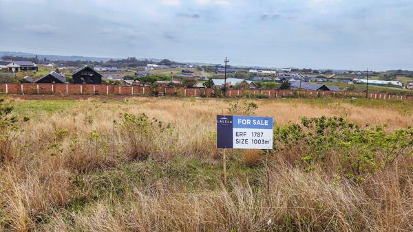 1 003 m² Land