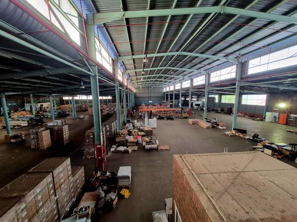 7 700 m² Industrial space