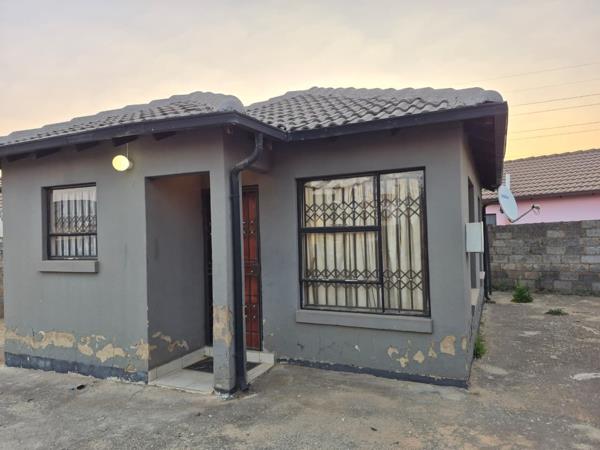 2 Bedroom House