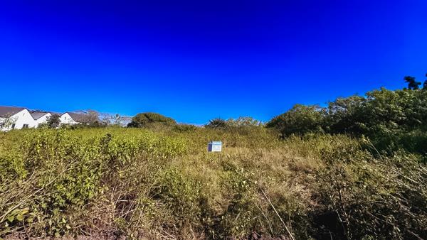 637 m² Land