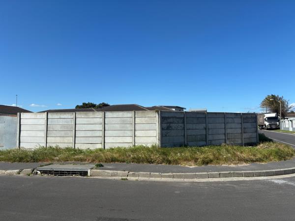 542 m² Land