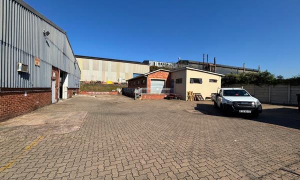 2 140 m² Industrial space
