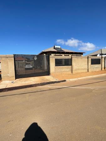 2 Bedroom House