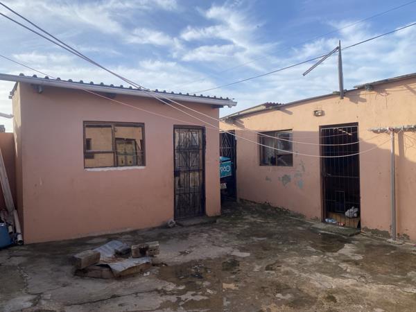 12 Bedroom House