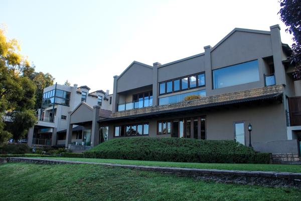 9 Bedroom House