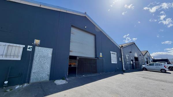 596 m² Commercial space