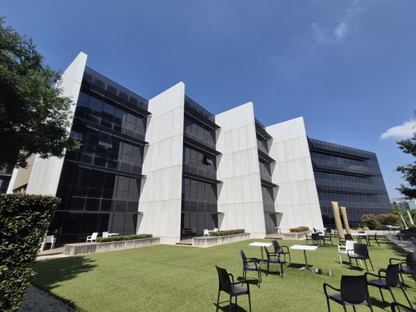 381 m² Commercial space