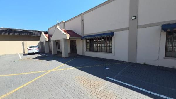 335 m² Commercial space