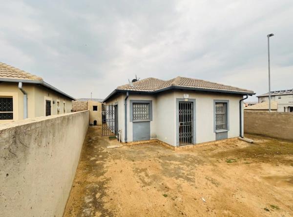2 Bedroom House