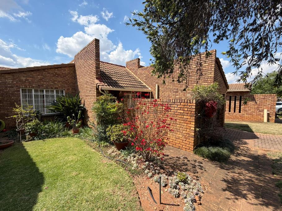 1 Bedroom Townhouse