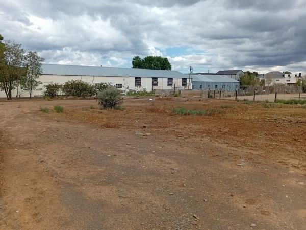 1 209 m² Land