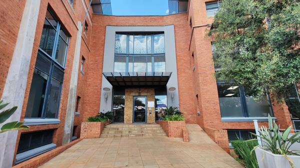 352 m² Office Space