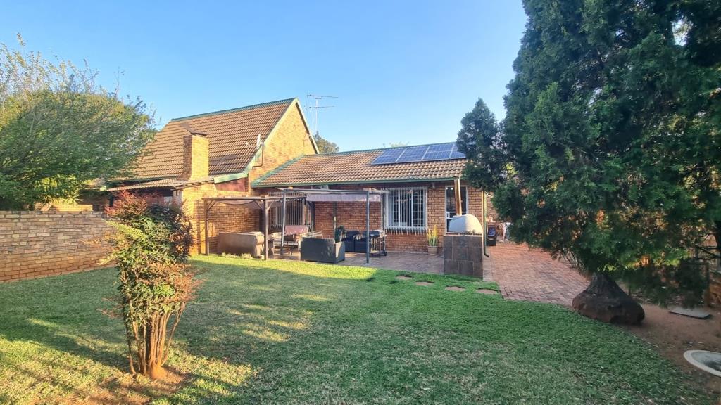 2 Bedroom Simplex