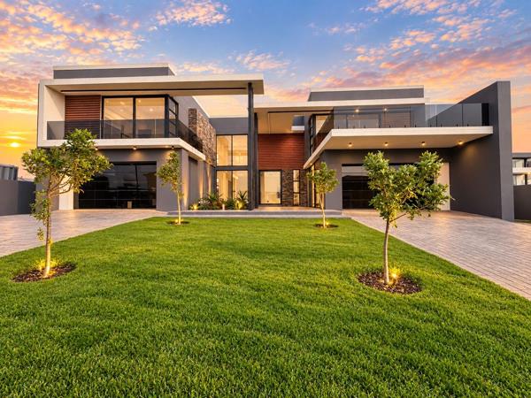 5 Bedroom House