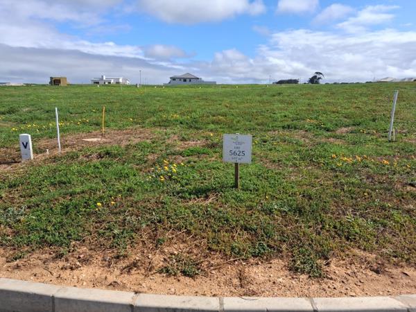 697 m² Land