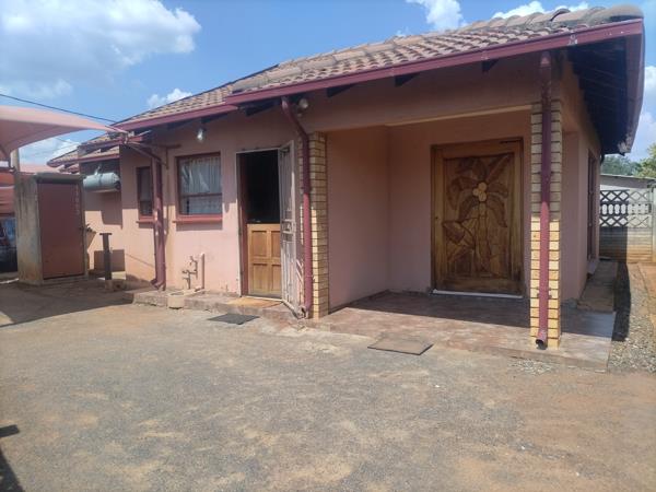 2 Bedroom House