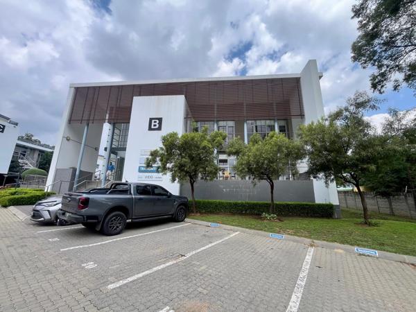 211 m² Commercial space