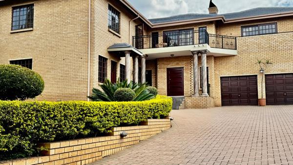 5 Bedroom House