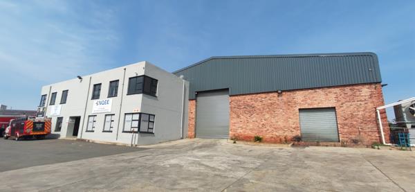 2 476 m² Industrial space