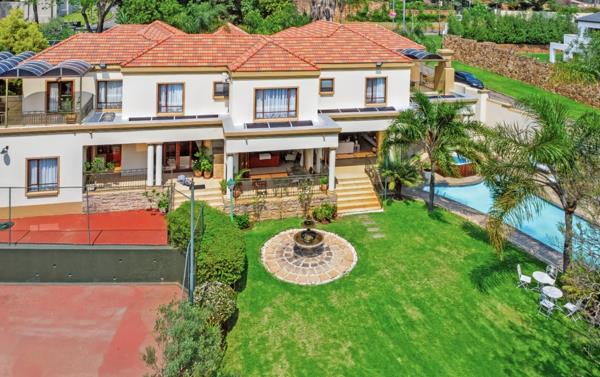 6 Bedroom House