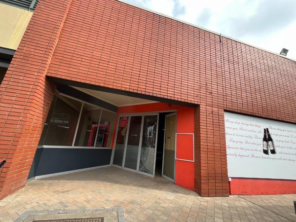 824 m² Commercial space