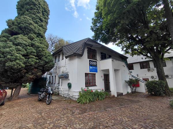256 m² Commercial space