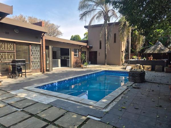 5 Bedroom House