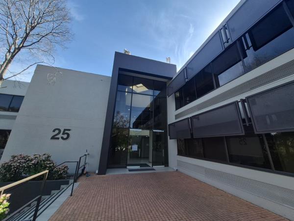 298 m² Commercial space