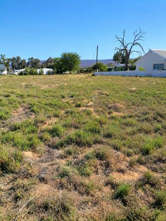 730 m² Land