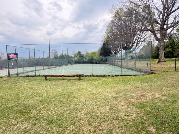 4 047 m² Land