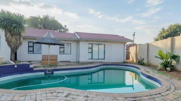 4 Bedroom House