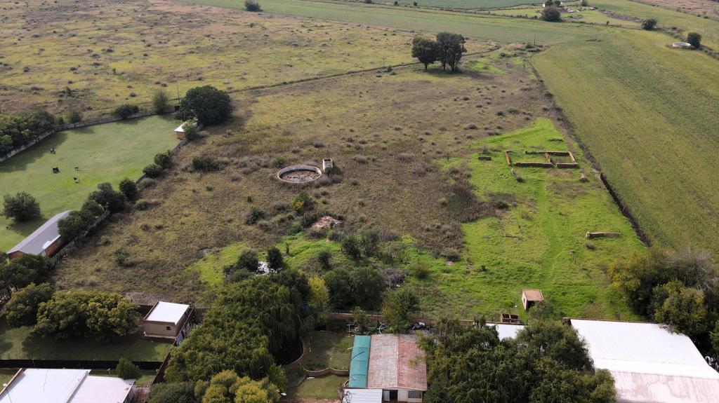 2 303 ha Land
