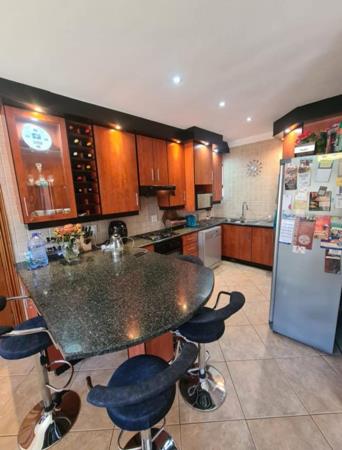 4 Bedroom Townhouse