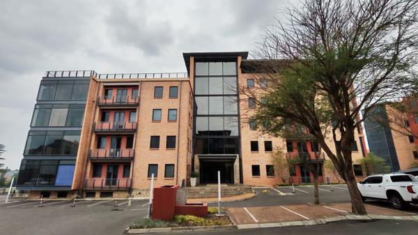 5 217 m² Office Space