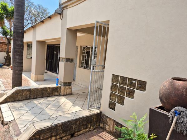 10 Bedroom House