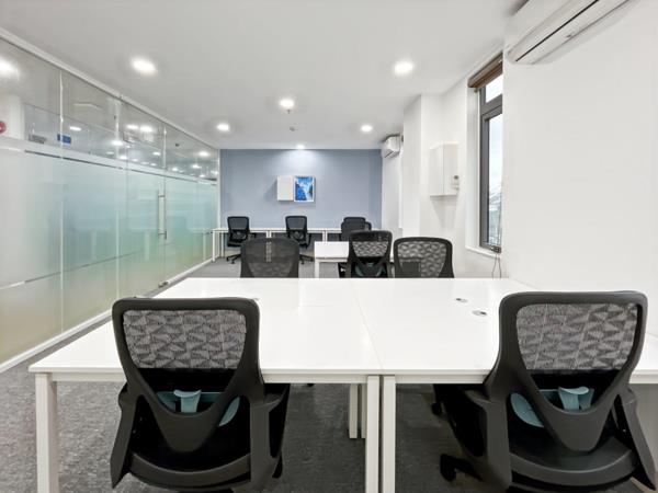 70 m² Office Space