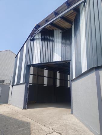 610 m² Industrial space