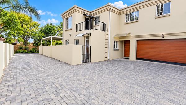 6 Bedroom House