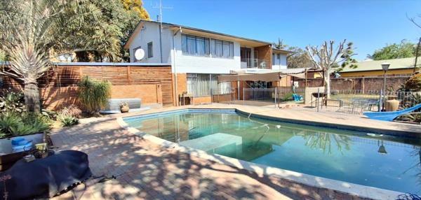 5 Bedroom House