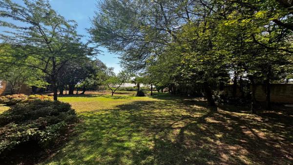 1 984 m² Land