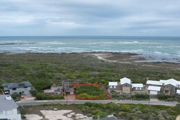660 m² Land
