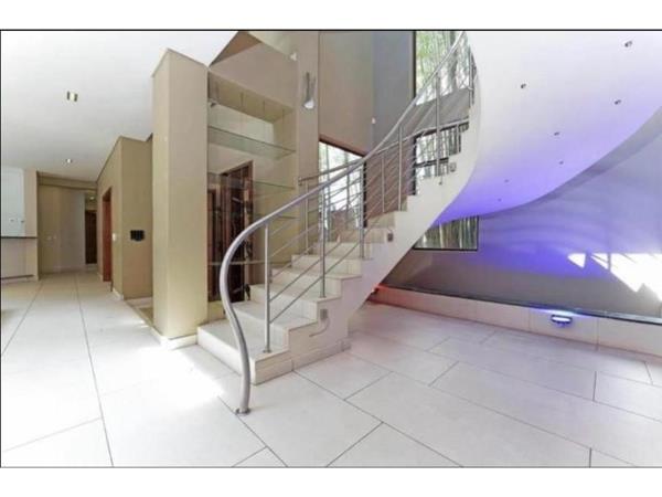 7.5 Bedroom House